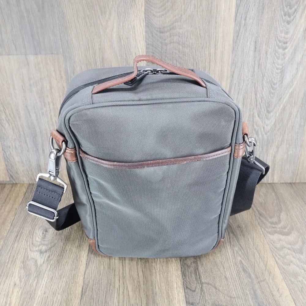 Duluth Trading Co Gray Ballistic Nylon Crossbody Messenger Bag Leather Trim
